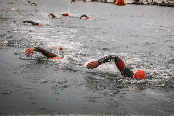 Triathlon-entrainements-natation-velo-course-a-pied-1 Triathlon-entrainements-natation-velo-course-a-pied-1